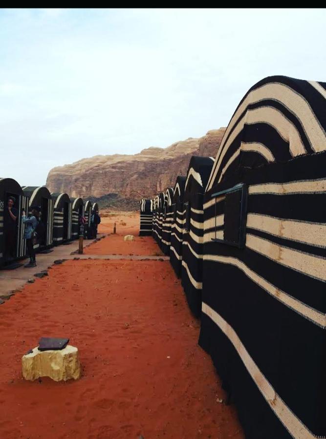 Wadi Rum Rozana Camp Екстер'єр фото