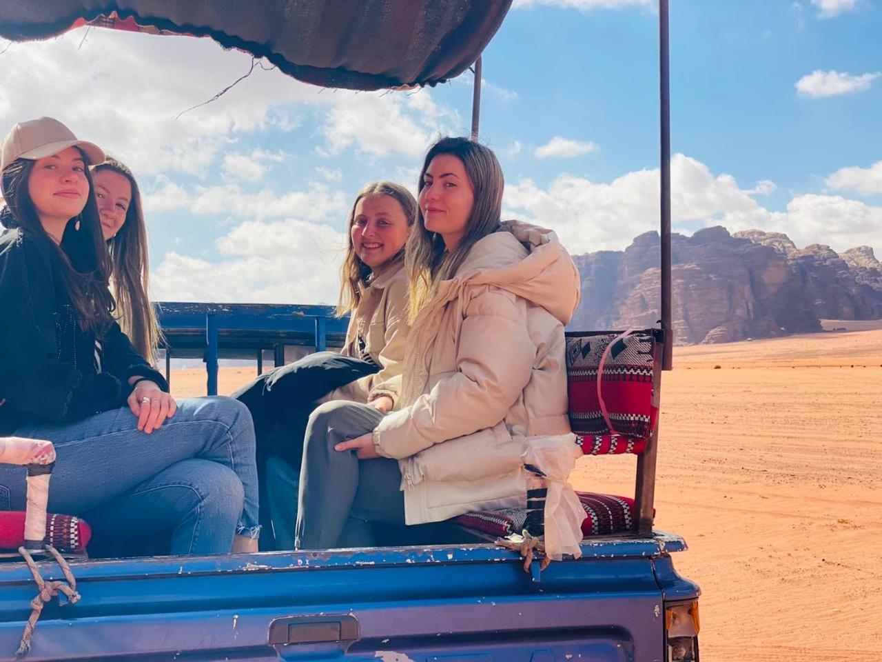 Wadi Rum Rozana Camp Екстер'єр фото